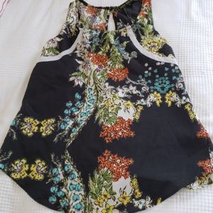 Love Stitch floral shell top